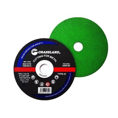 los discos que cortan de acero inoxidables de 4&quot; de 100m m x de 1m m x de 16m m pescan EN 12413 de Using con caña de la amoladora